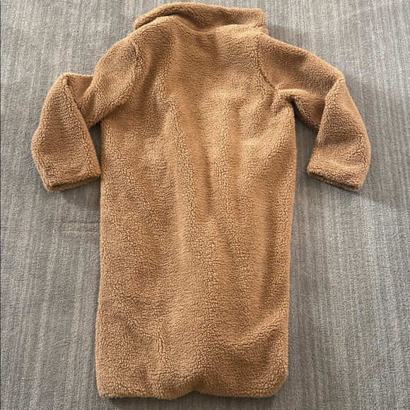 Button Front Faux Fur Coat - Picture 9 of 10